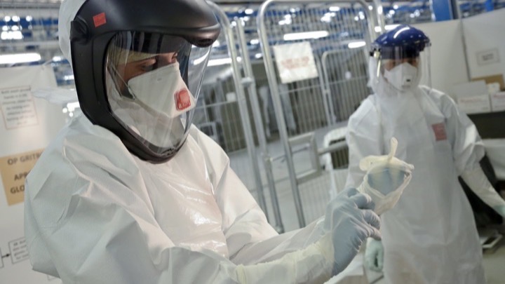 Trabalhador em ambiente insalubre
